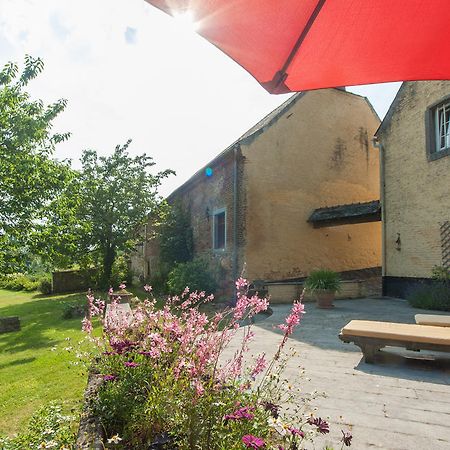B&B Cense De La Tour Nil Saint-Vincent Exteriör bild